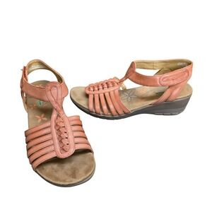 Baretraps Hermine Sandals Womens Size 9.5 Pink Strappy Wedge Memory Foam Comfort